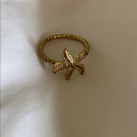 Starfish Ring - Picture 2 of 2